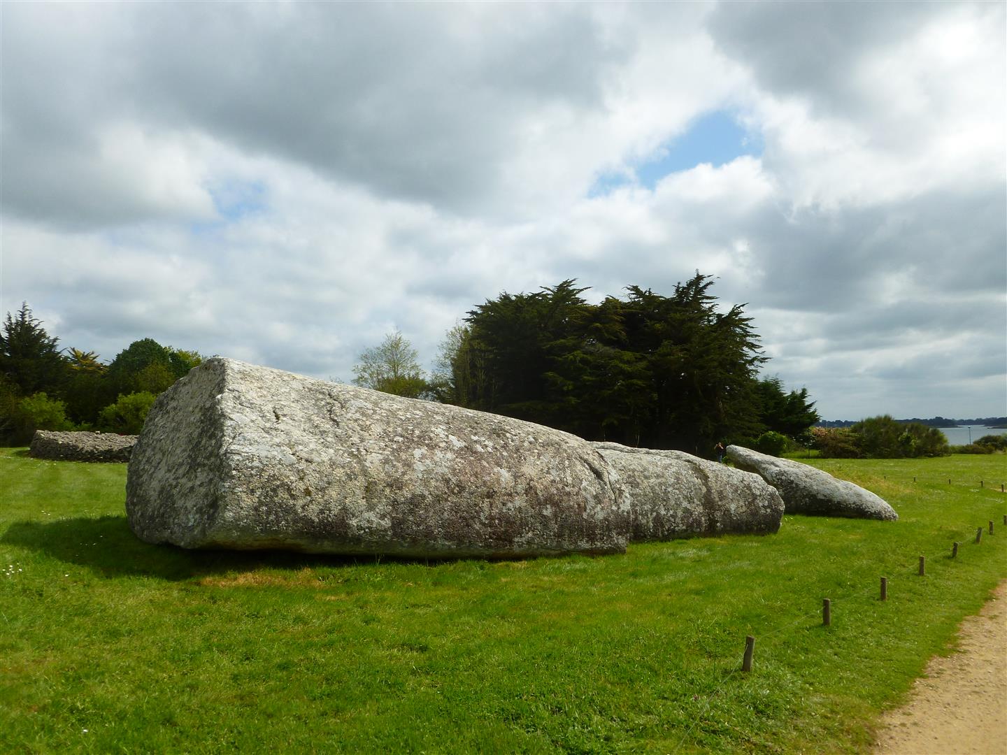 Beltane 2014 p8 – Grounding pain at Le Grand Brisé
